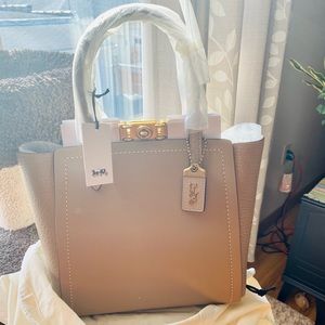 Coach 1941 Troupe in Stone/Beige